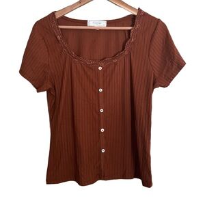Rust Faux Button-Down Ribbed T-Shirt with Lace Detail No Comment Brand Size XL